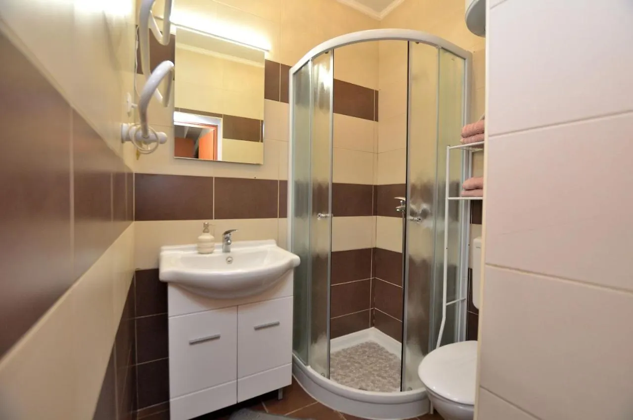 Apartments Pintar Novigrad  0*, Novigrad (Istria) Croatia