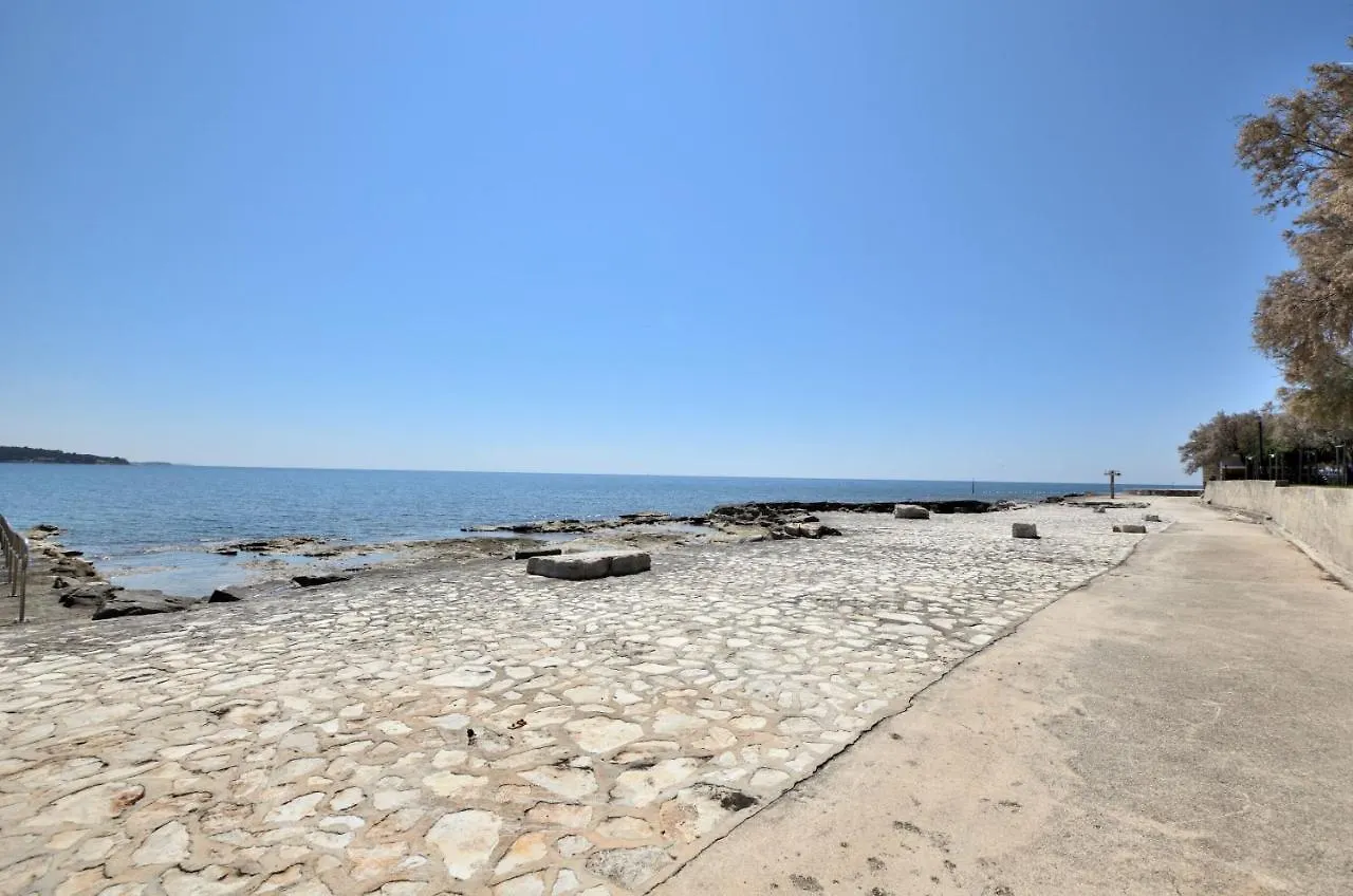 Apartments Pintar Novigrad   Novigrad (Istria)
